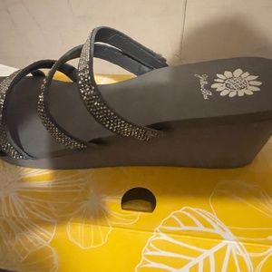 Yellow Box sandal